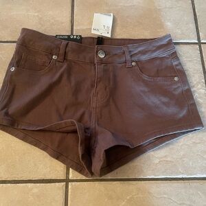 10/$20🔥 Divided NWT jean shorts